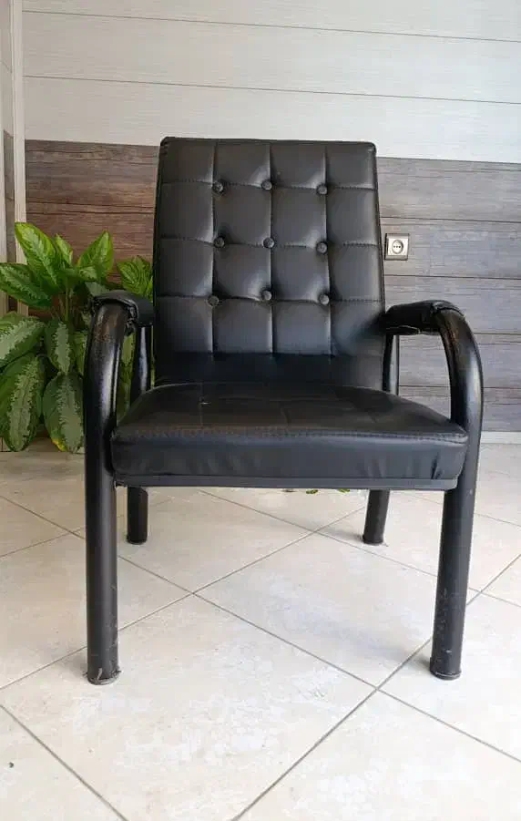 فروش میز و صندلی اداری و مدیریتی در حد نو|مبلمان اداری|بندرعباس, |دیوار