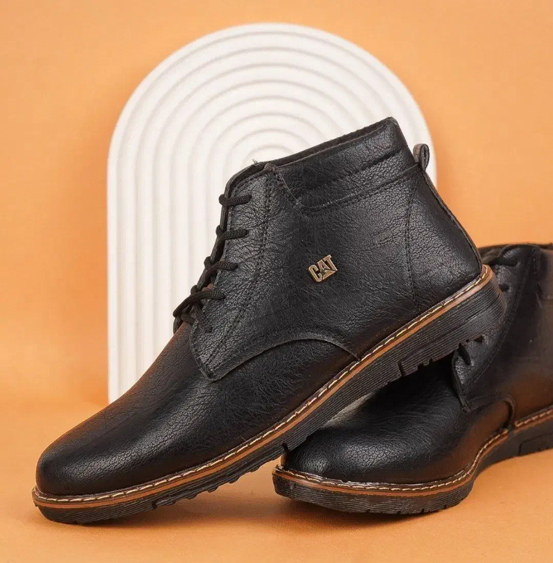 کفش راد (عمده)نیم بوت سوگو مردانه cat|کیف، کفش، کمربند|تهران, زمزم|دیوار
