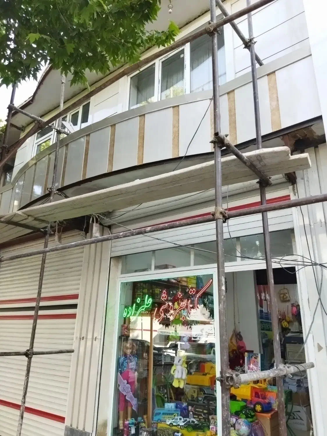 نمای ساختمان سنگ کاری کاشی کاری سرامیک کف پله|خدمات پیشه و مهارت|ارومیه, |دیوار