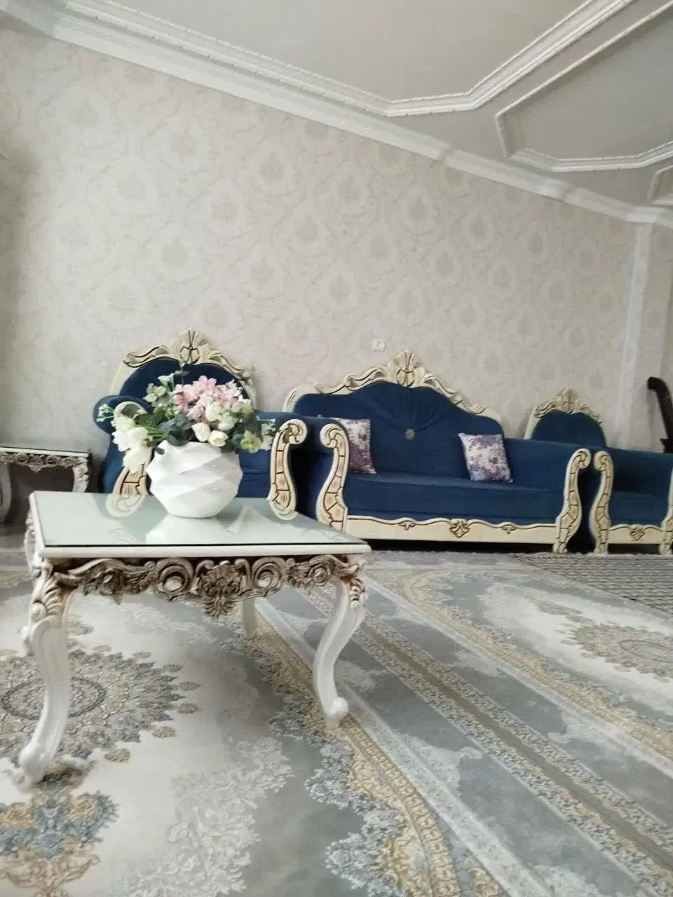 مبل|مبلمان خانگی و میز عسلی|شوط, |دیوار