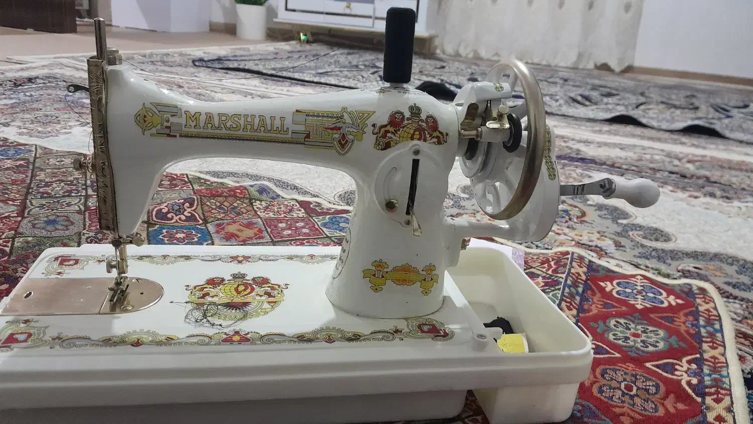 چرخ خیاطی|چرخ خیاطی و ریسندگی|فاروج, |دیوار