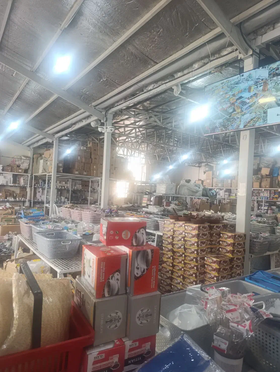 به کارگر ساده و فاکتور زن نیازمندیم|استخدام خدمات فروشگاه و رستوران|مشکیندشت, |دیوار