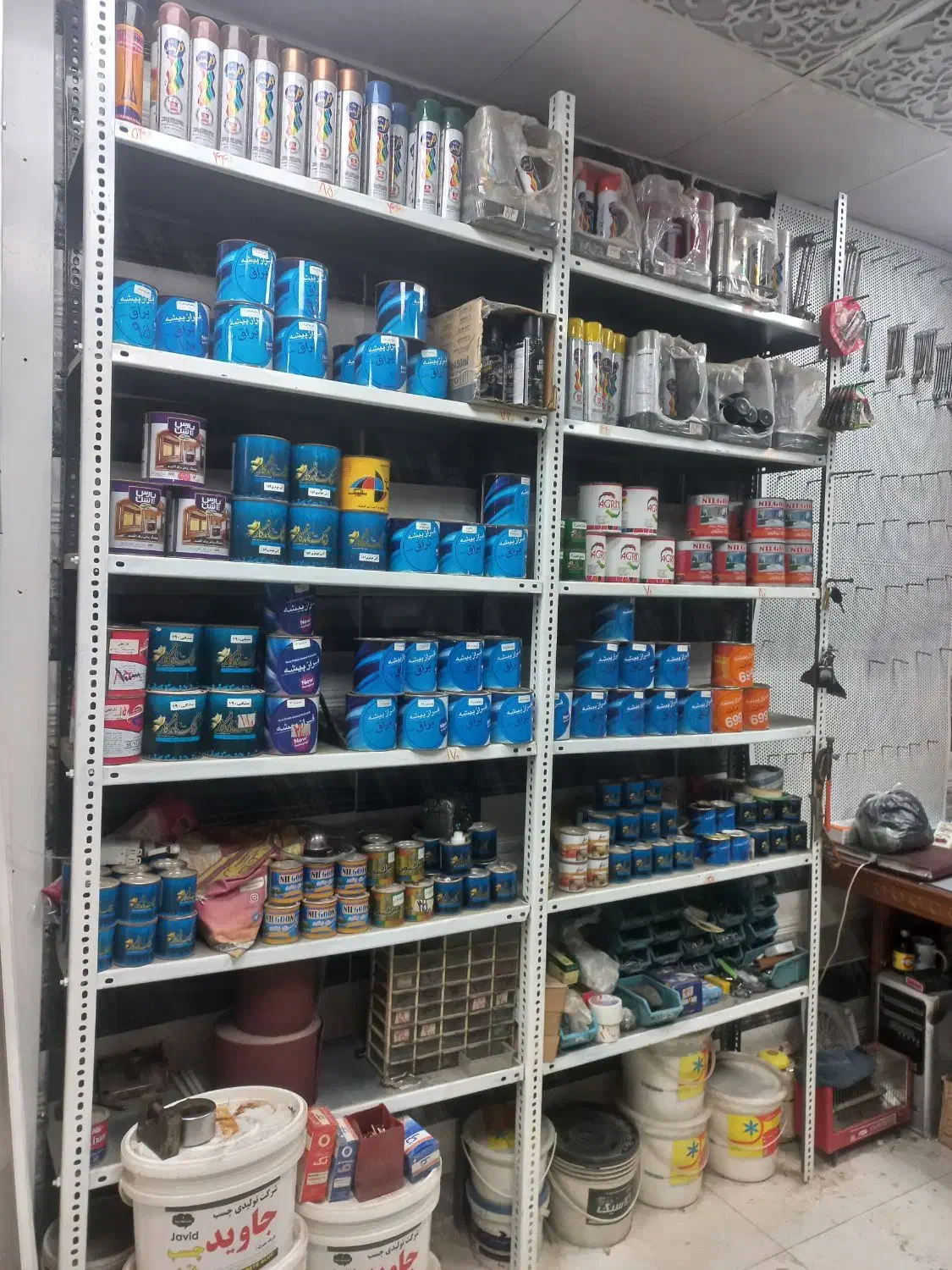 رنگ و ابزار ساختمانی به قیمت خرید عرضه میگردد|ابزارآلات|ماهدشت, |دیوار