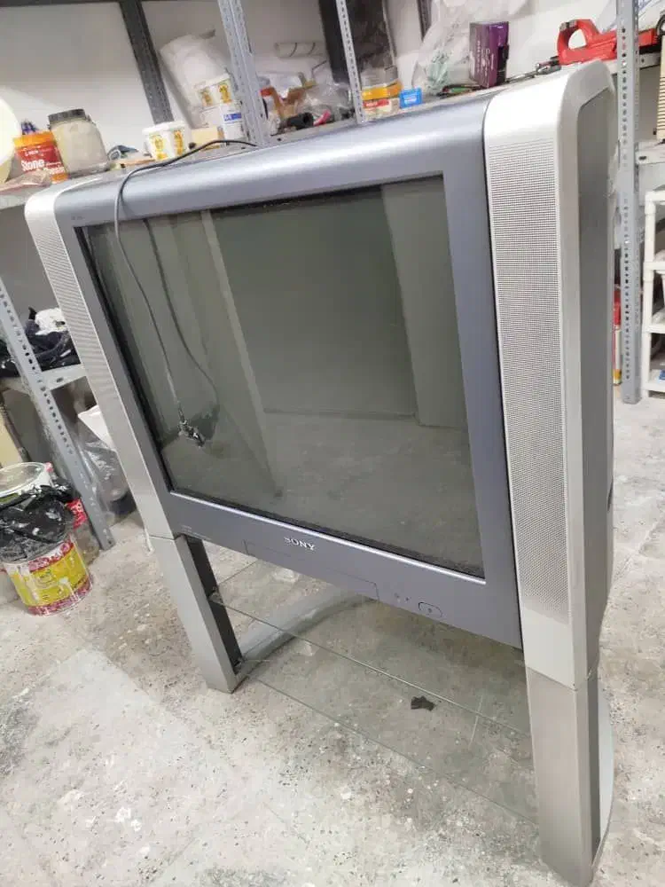 تلویزیون سونی ۲۹ اینچ با میز فابریک|تلویزیون و پروژکتور|تهران, سازمان برنامه شمالی|دیوار