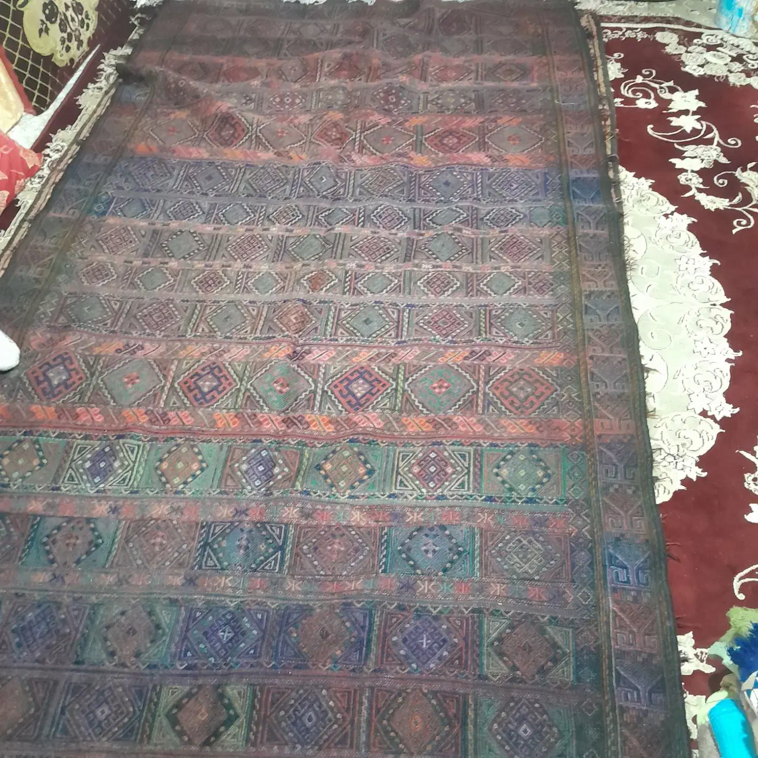 دستبافت تمام پشم قدیمی|فرش|گلبهار, شهر جدید گلبهار|دیوار