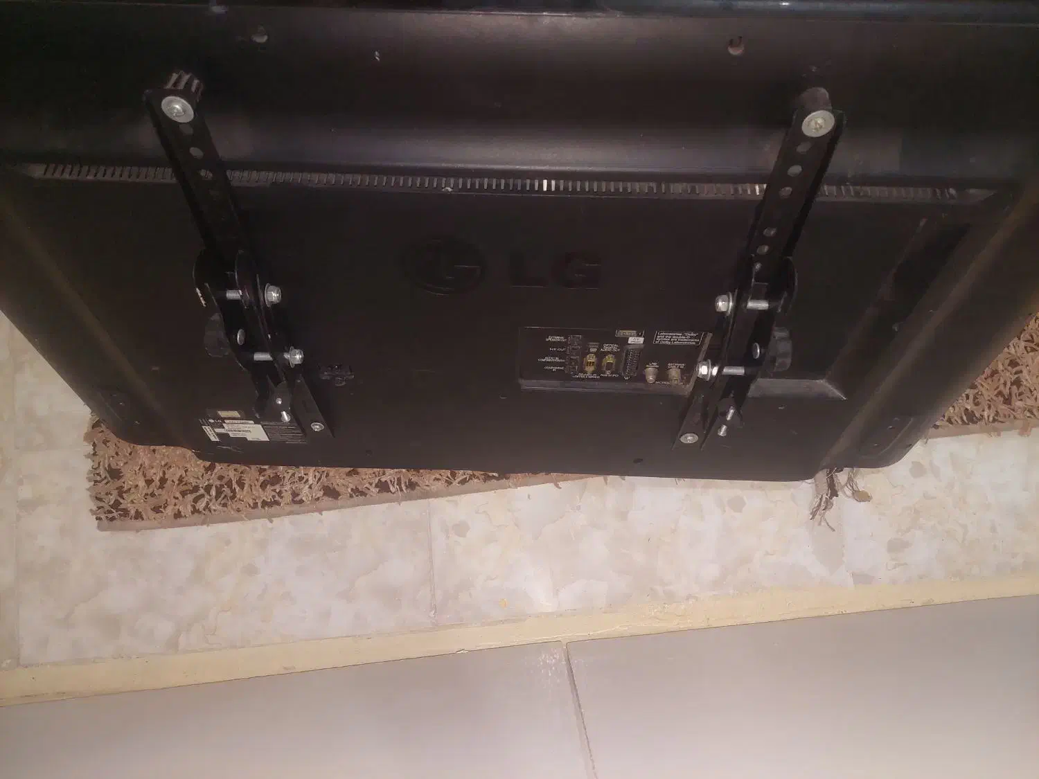 تلویزون ۴۳الجی فروش فوری|تلویزیون و پروژکتور|فردیس, قریشی|دیوار