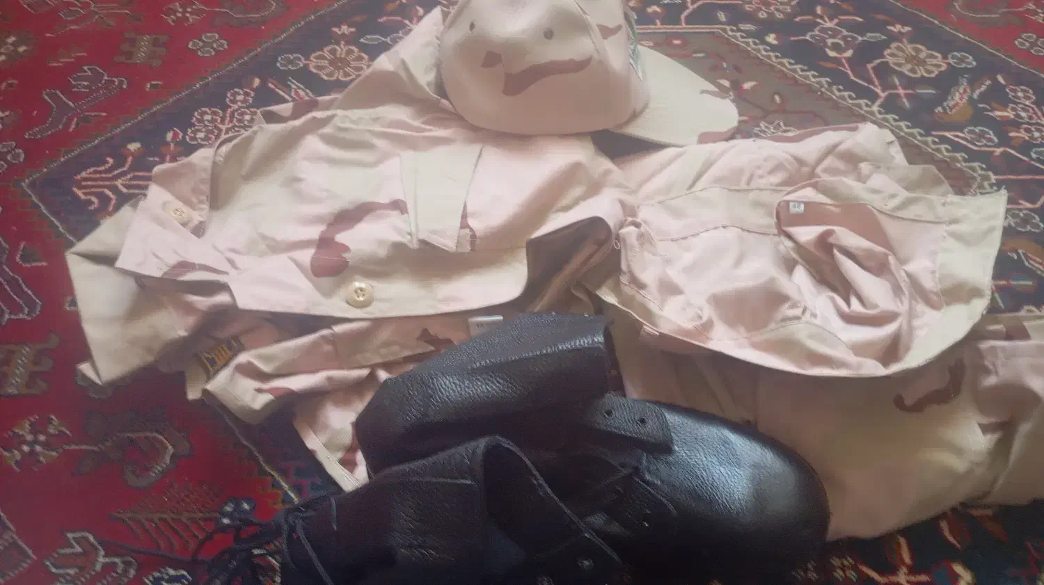 لباس سرباز مرزبانی|لباس|زابل, |دیوار