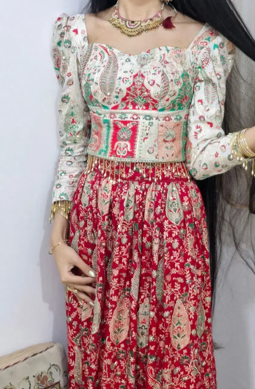 لباس|لباس|بندرعباس, |دیوار