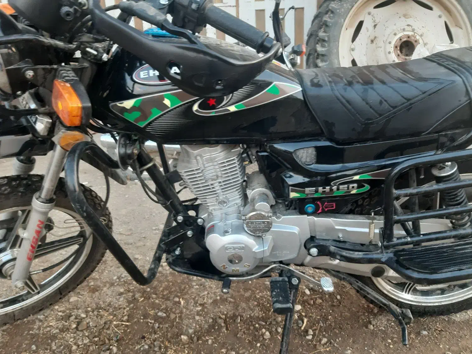 موتور احسان شکاری|موتورسیکلت|الیگودرز, |دیوار