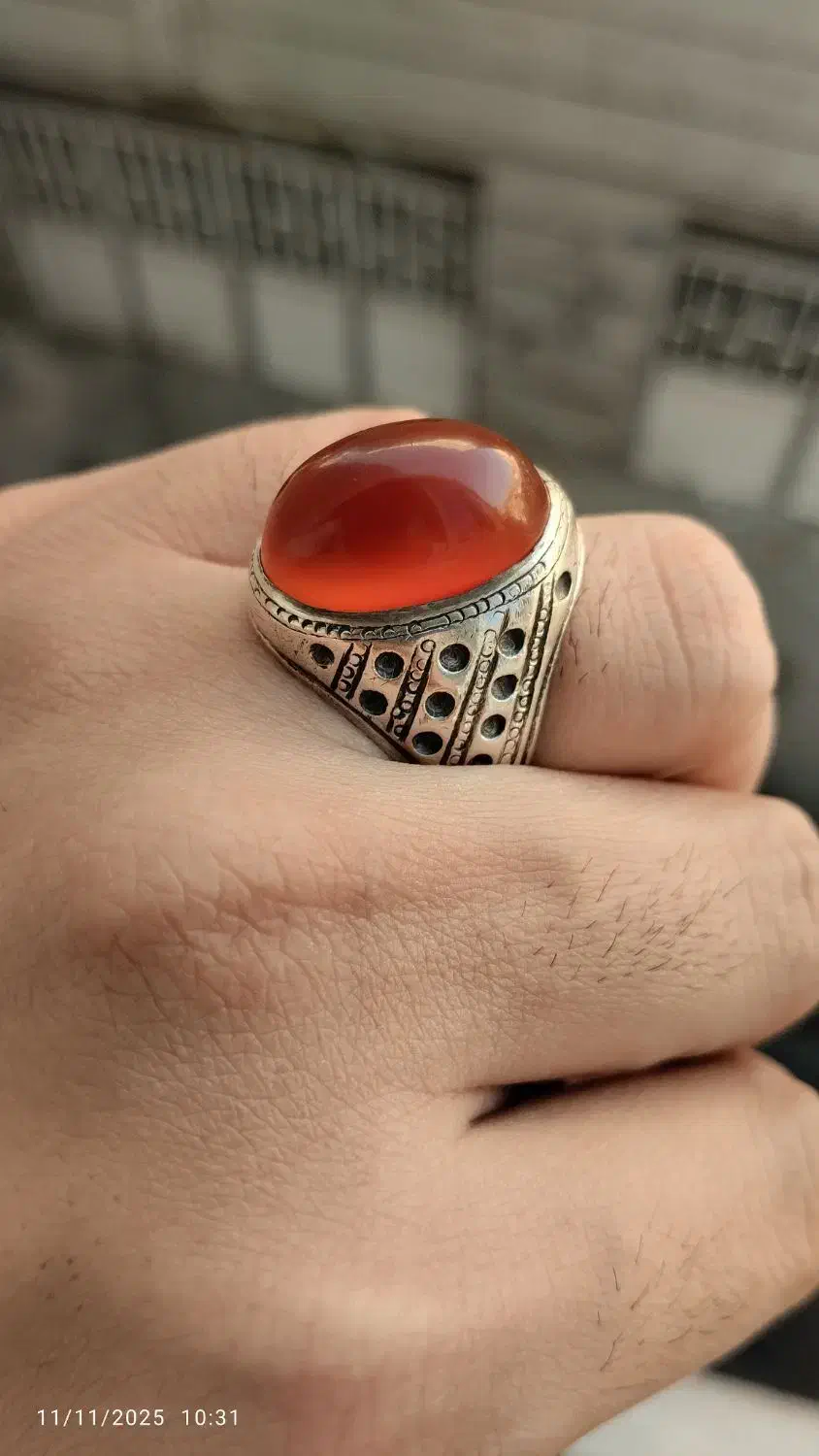 انگشتر عقیق سرخ یمنی طوقدار|کلکسیون اشیاء عتیقه|شهریار, شهرک امیریه|دیوار