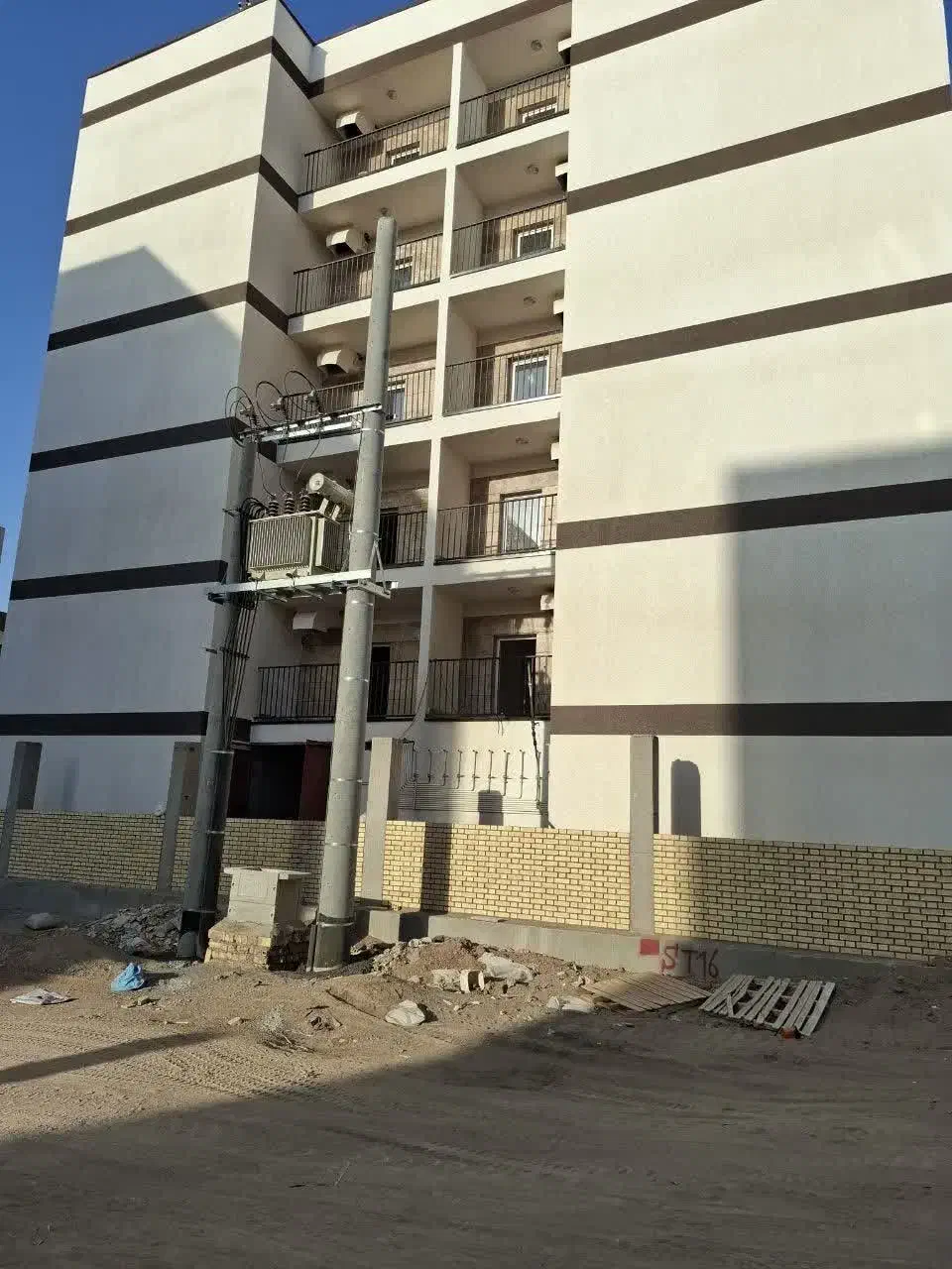 مسکن ملی|پیشفروش املاک|قم, پردیسان|دیوار