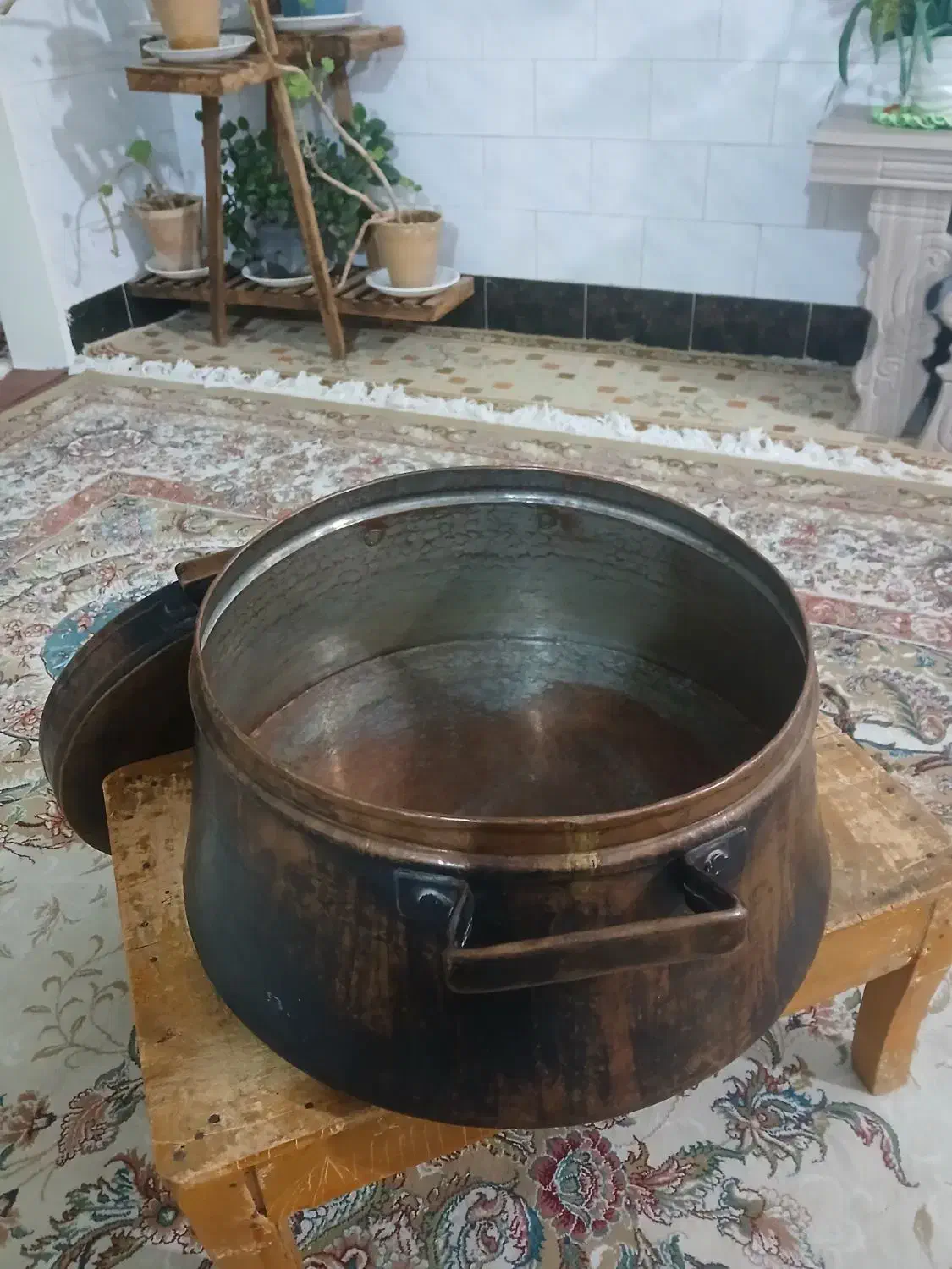 دیگ مسی قدیمی تمیز و سالم|ظروف پخت‌وپز|قوچان, |دیوار