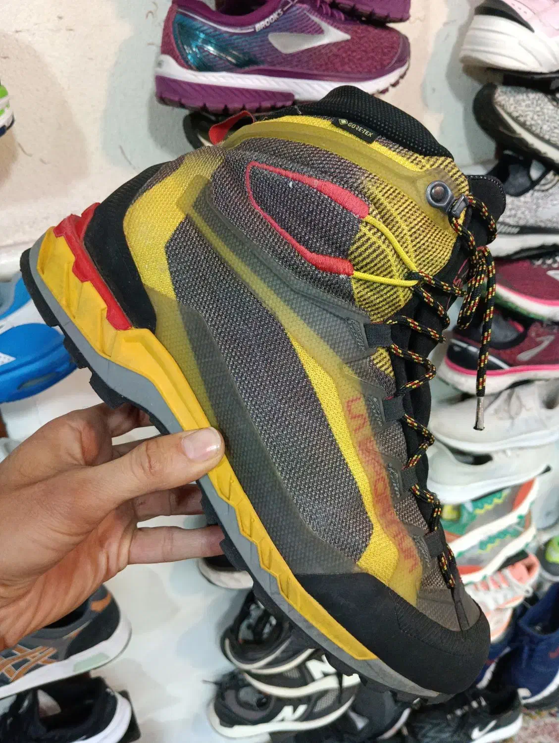 انواع کفشهای کوهنوری.درسایزها وبرندهای مختلف دنیا|کوهنوردی و کمپینگ|مشهد, تلگرد|دیوار