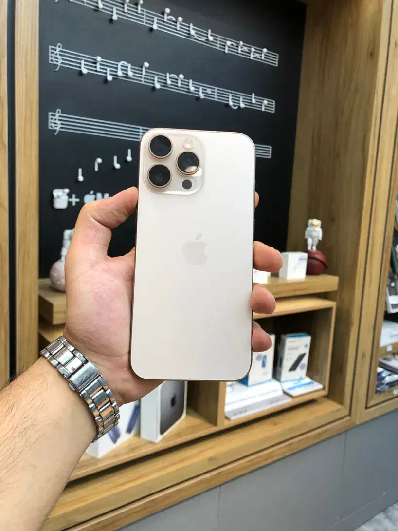 iphone 16 promax با حافظه 256 گیگابایت|موبایل|مشهد, احمدآباد|دیوار