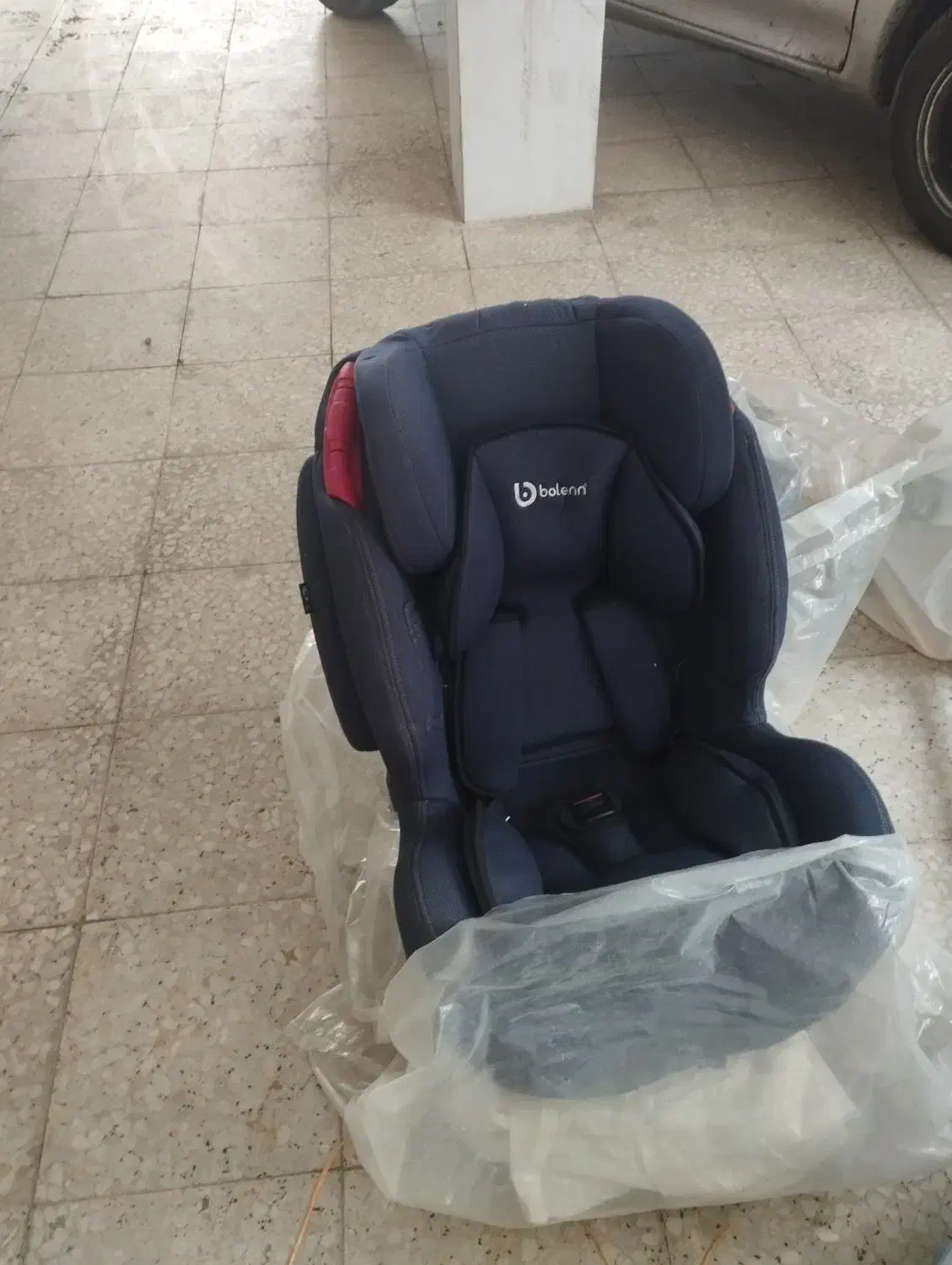 صندلی کودک|تخت و صندلی بچه|ملایر, |دیوار