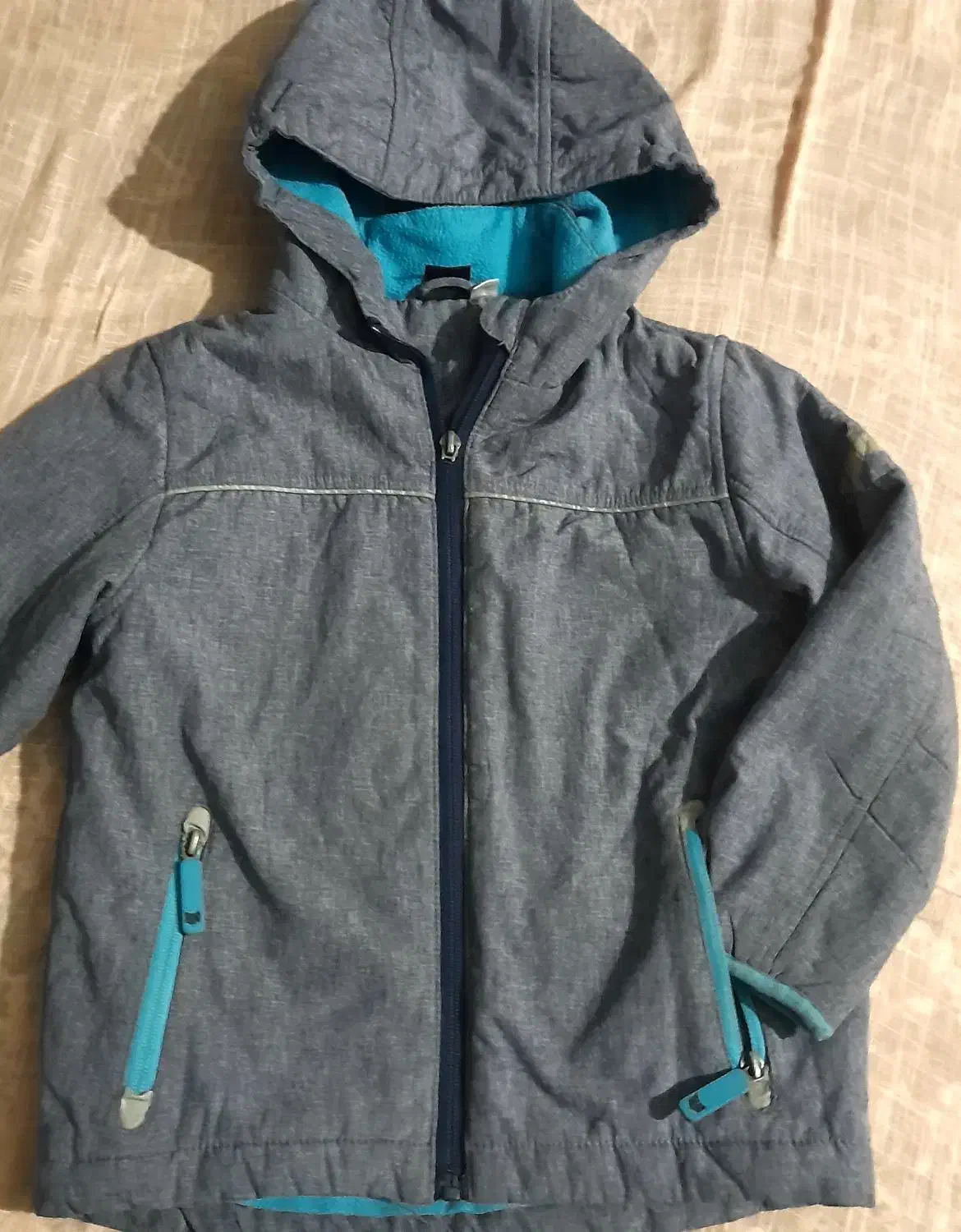 کاپشن های پسرانه و دخترانه|کفش و لباس بچه|مهاباد (آذربایجان غربی), |دیوار