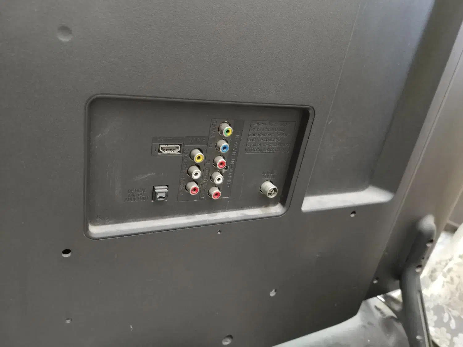 تلویزیون ۴۹ اینچ ال جی صفحه شکسته|تلویزیون و پروژکتور|زاهدان, |دیوار