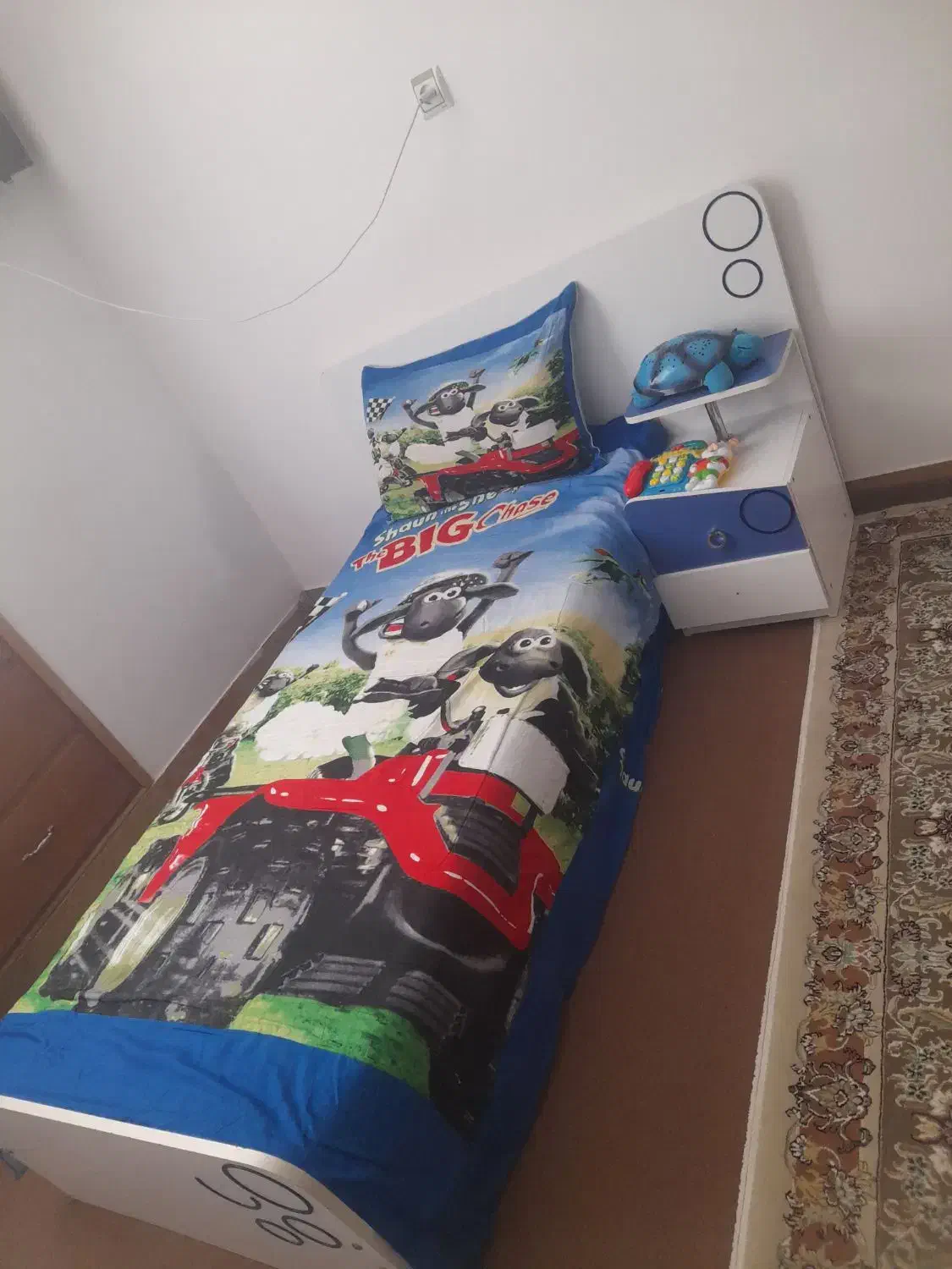 تخت و کمد کودک و نوجوان|تخت و سرویس خواب|شهرکرد, |دیوار