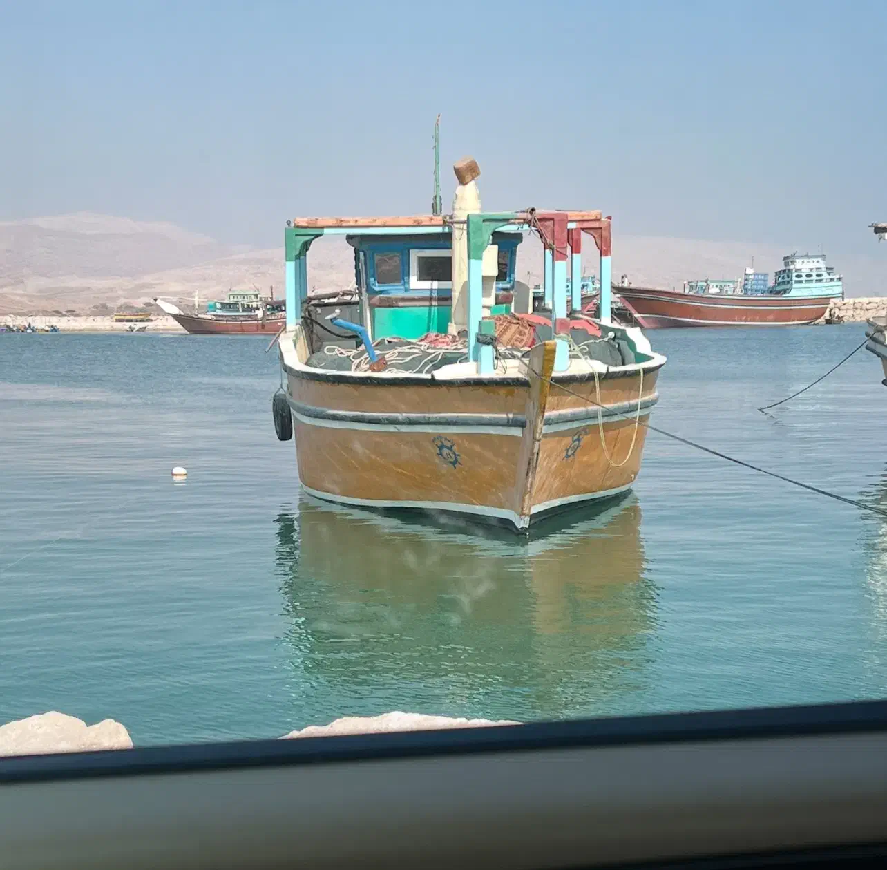 بچه لنج|قایق و سایر وسایل نقلیه|کوشکنار, |دیوار