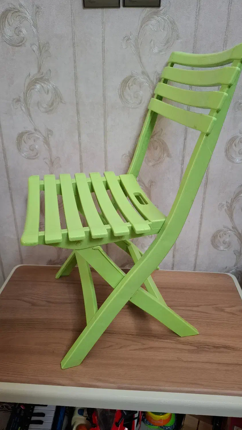 صندلی کودک|تخت و صندلی بچه|کاشمر, |دیوار