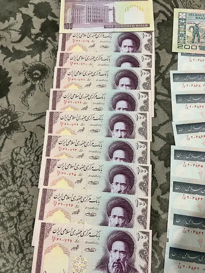 اسکناس قدیمی نو|کلکسیون سکه، تمبر، اسکناس|رشت, گلسار|دیوار