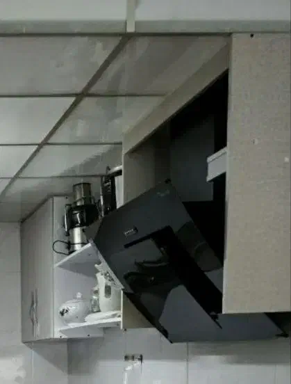 هود سالم در حد نو|هود|کنگاور, |دیوار