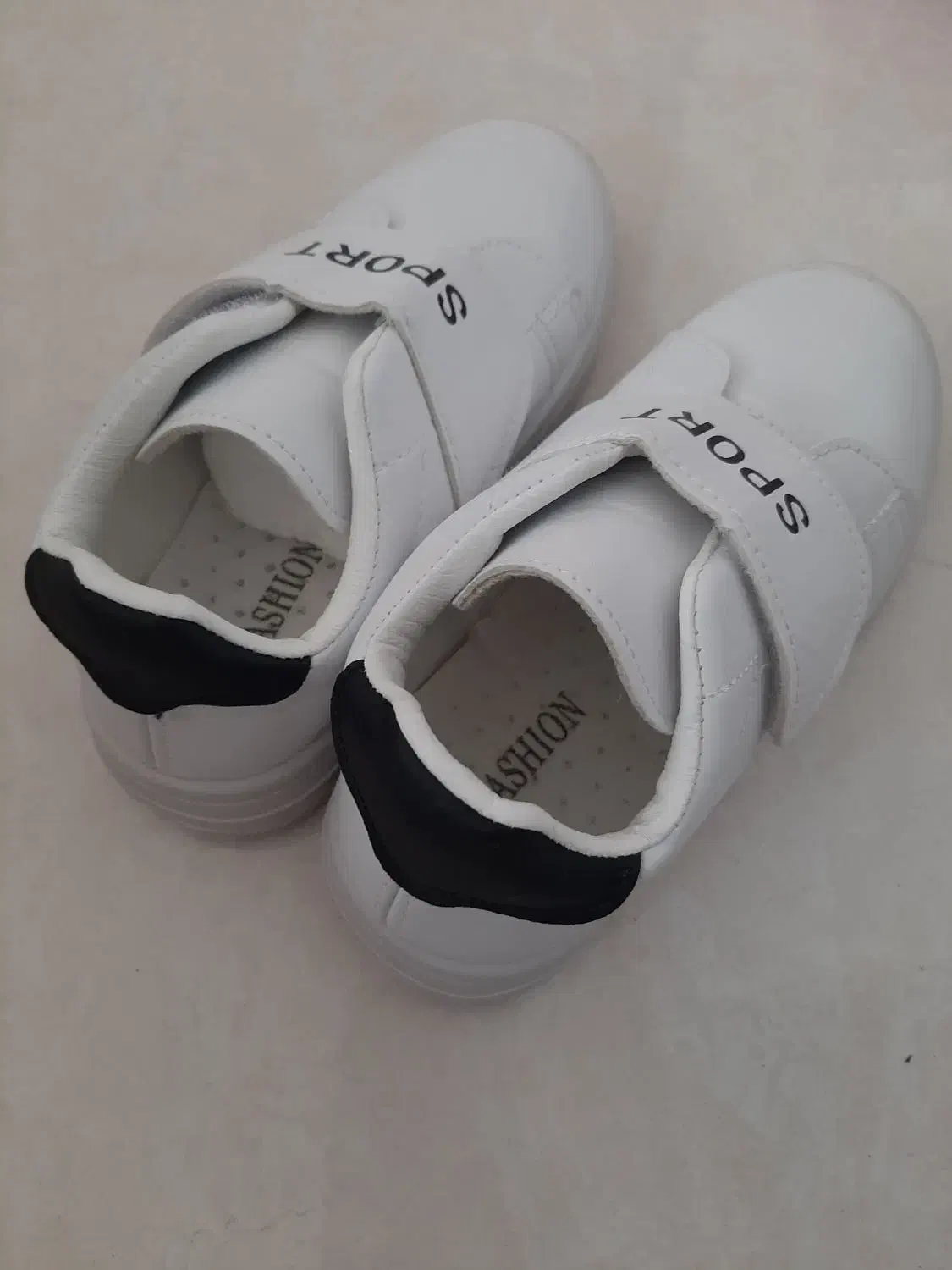 کفش بچگانه خارجی اسپرت|کیف، کفش، کمربند|همدان, |دیوار