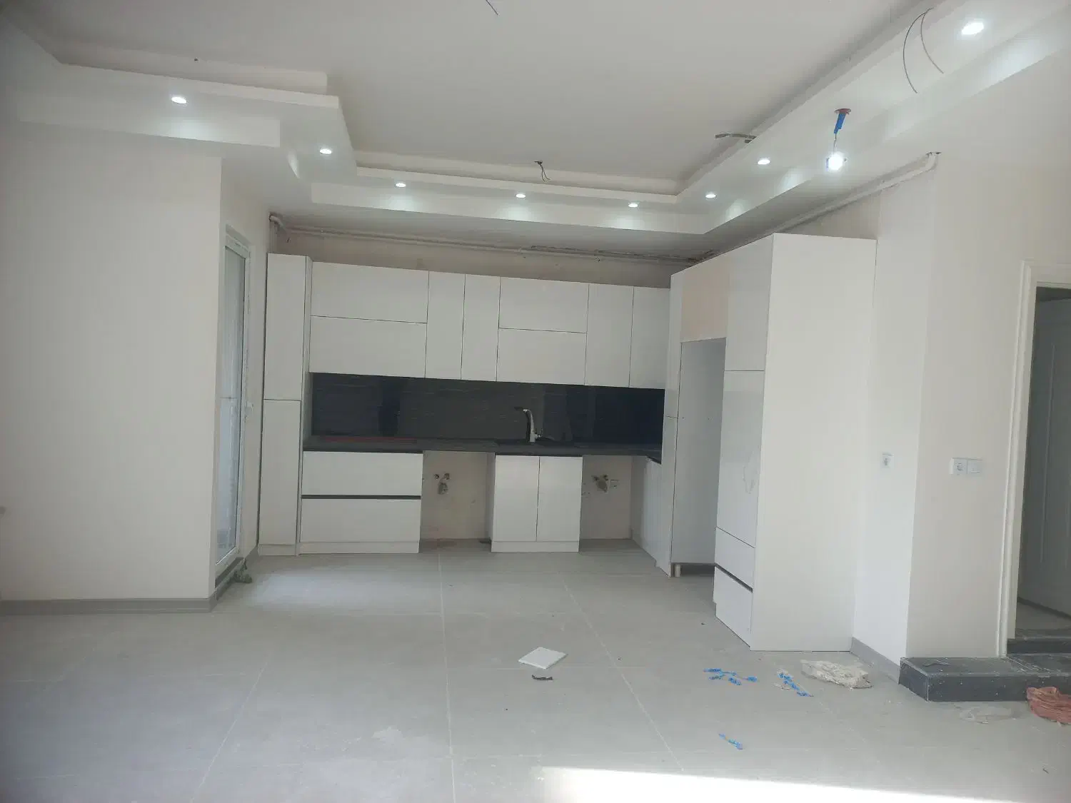 آپارتمان نوساز وکلید نخورده درخزر|فروش آپارتمان|لاهیجان, کوی خزر|دیوار