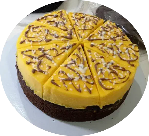 کیک خانگی کنارتخته|خوردنی و آشامیدنی|کنار تخته و کمار, |دیوار