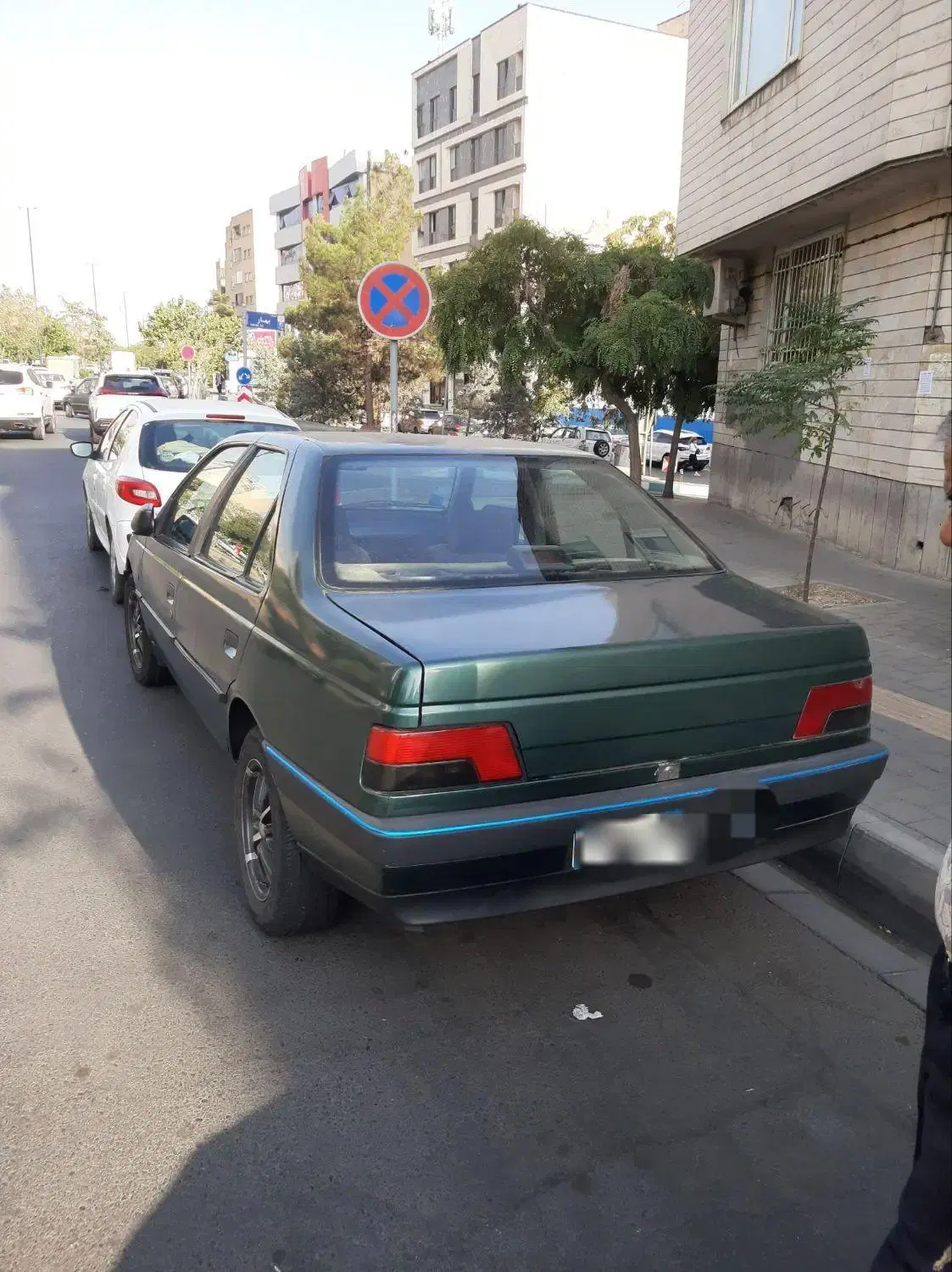 پژو ۴۰۵ مدل ۷۷ یا 2000|خودرو سواری و وانت|تهران, مرزداران|دیوار
