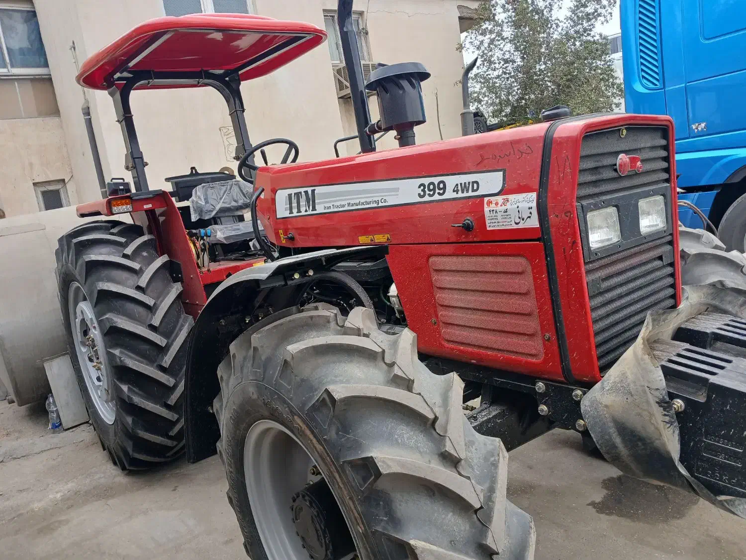 تراکتور شیش سیلندر|خودرو سنگین|کرمان, |دیوار