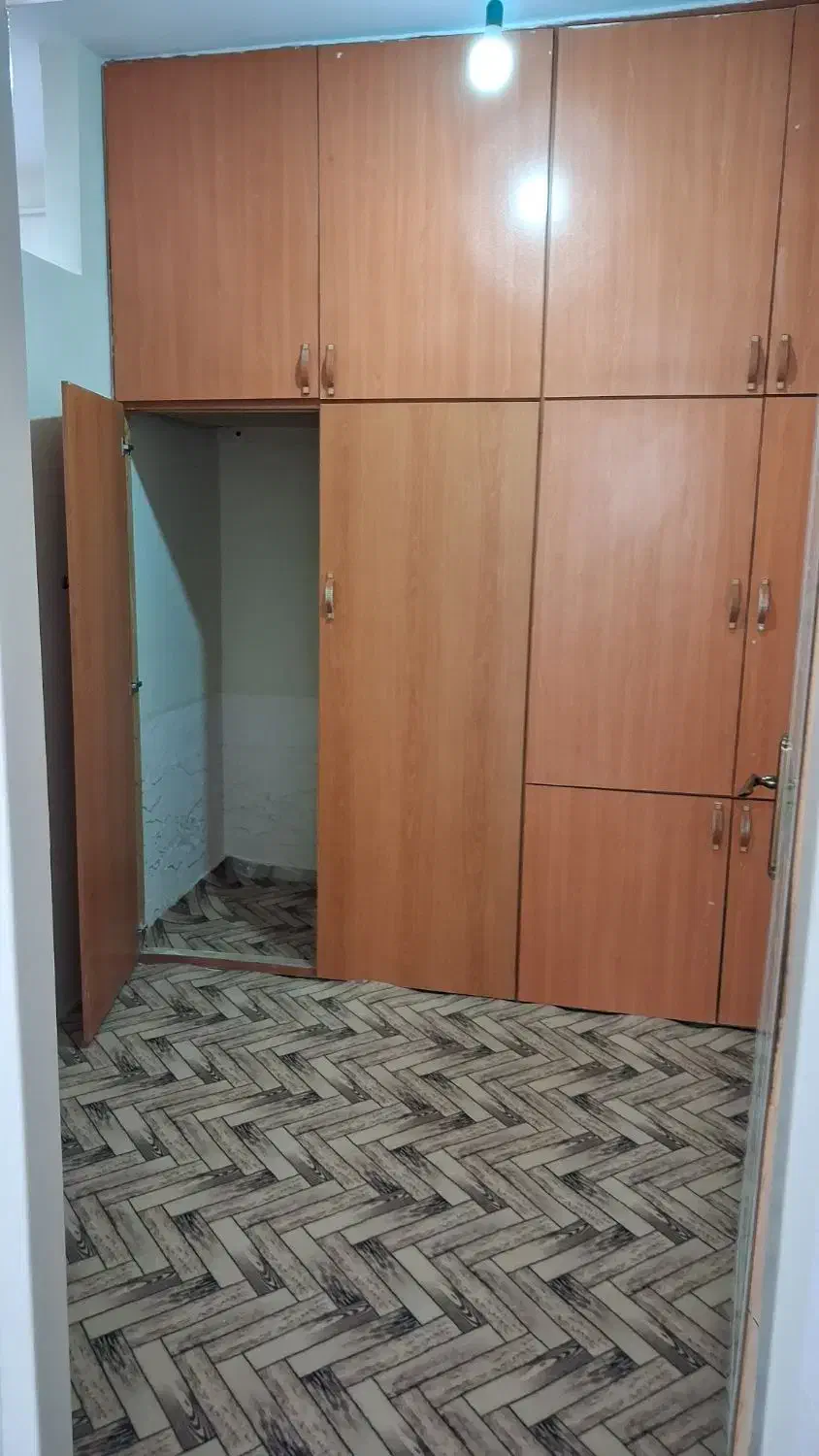 اجاره منزل وحیاط دربست بدون پارکینگ|اجارهٔ خانه و ویلا|تبریز, |دیوار