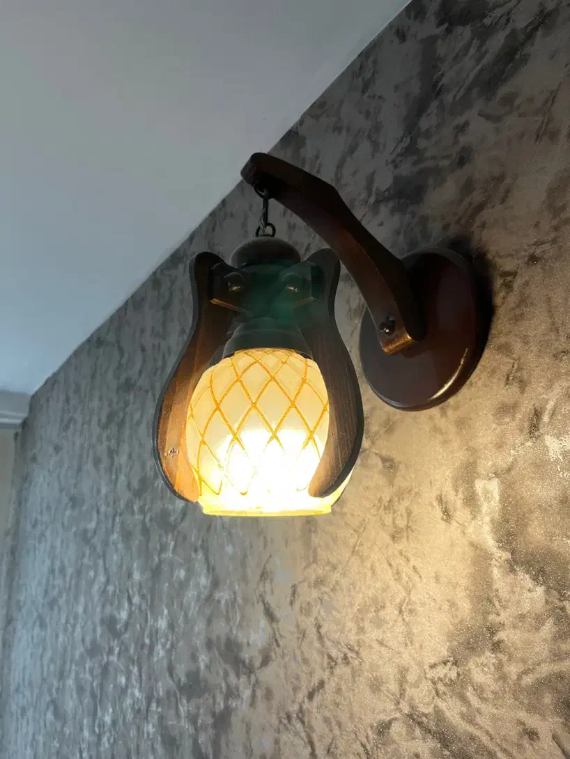 روشنایی دیواری مدل اناناسی تک شاخه|لوستر و چراغ آویز|کرج, عظیمیه|دیوار