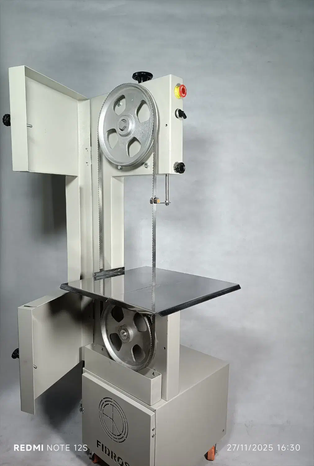 تولیددستگاه برش گوشت فیدروس استخوانبرقدرتمندقصابی|ماشینآلات صنعتی|ساری, |دیوار