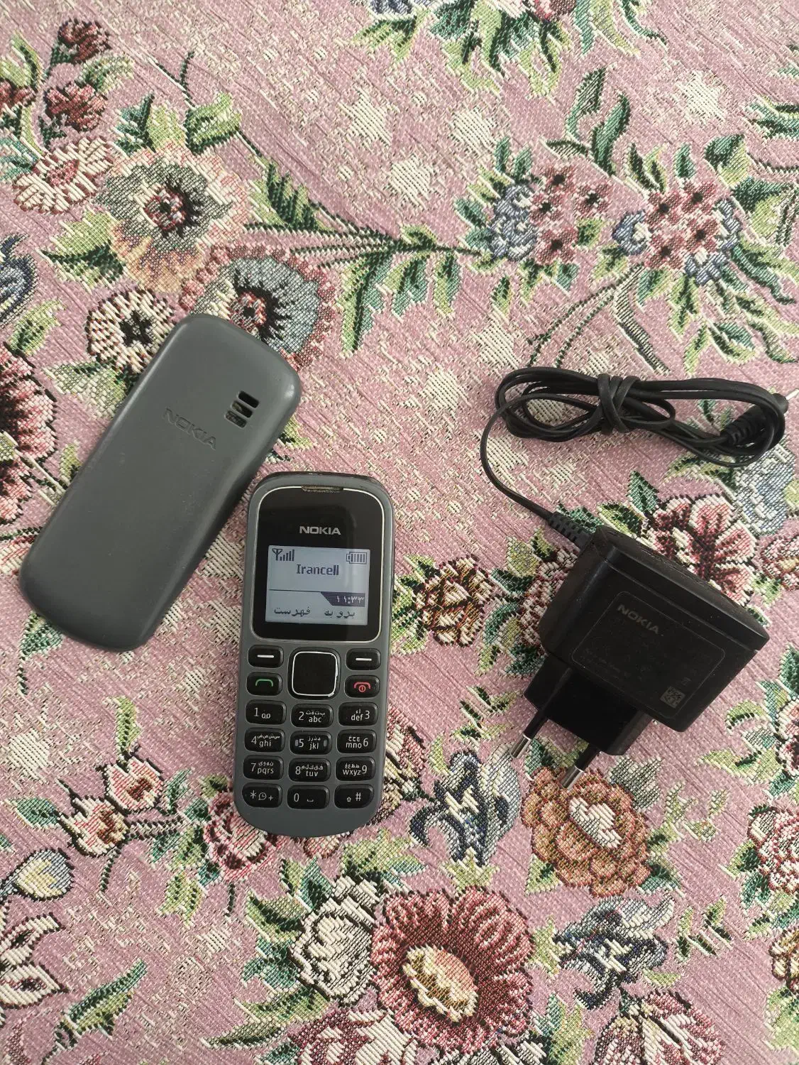 Nokia (فنلاندی) N1280 نقرهای سال 2009 اصلی قدیمی.|موبایل|بوکان, |دیوار