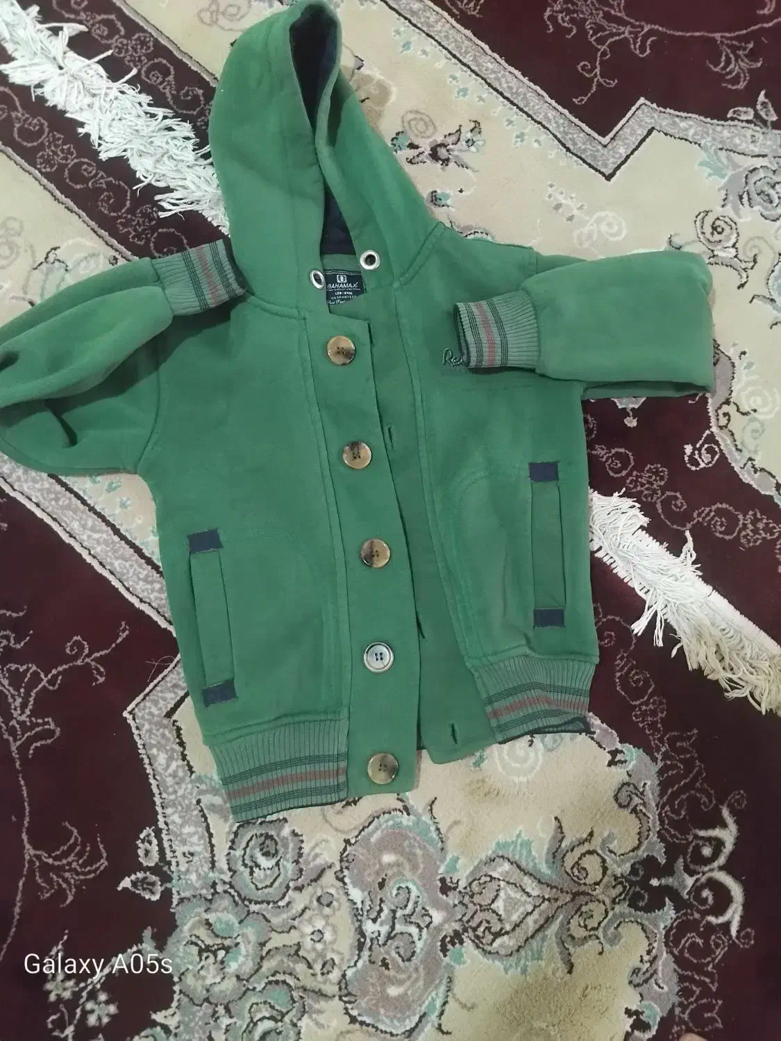 سوشرت ولباس ورزشی پسرانه خیلی تمیز|کفش و لباس بچه|خوی, |دیوار