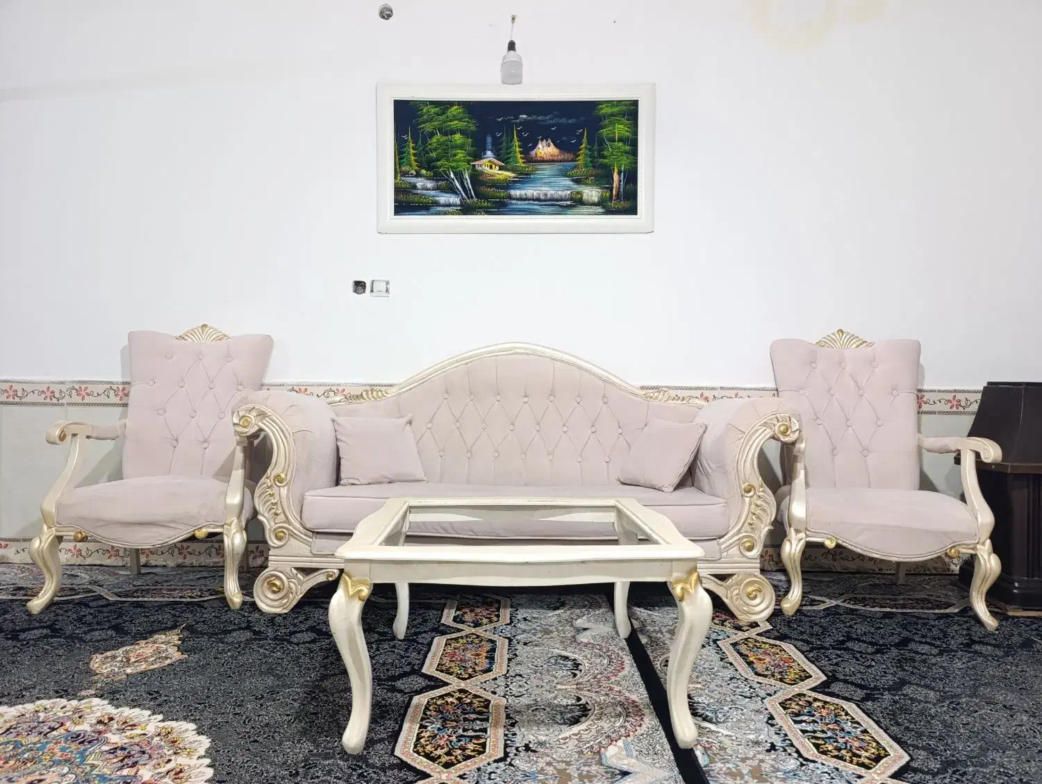 تعداد فرش و مبل فروشی|فرش|تربت‌حیدریه, کلاته توکلی|دیوار