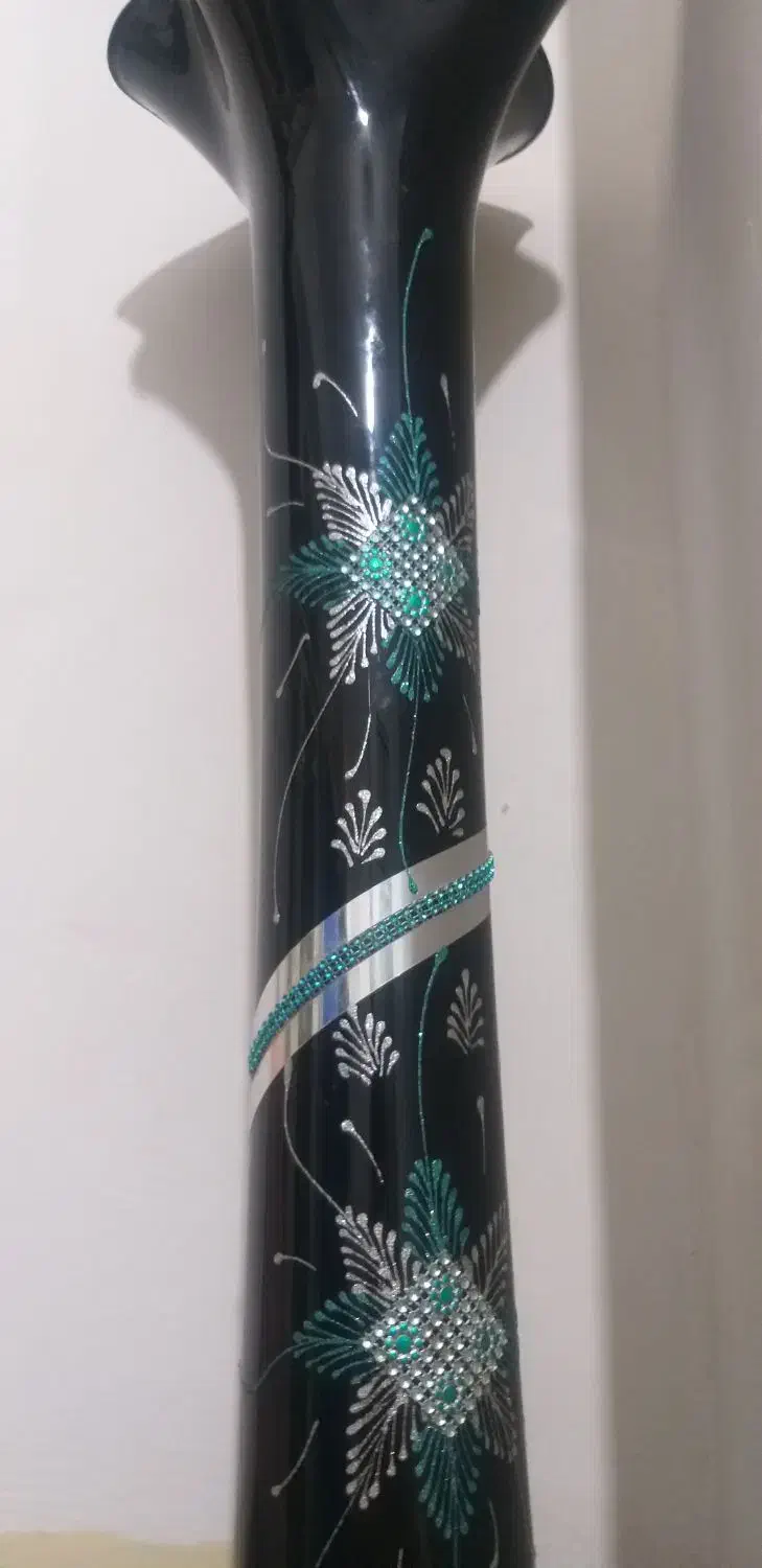 گلدون|کلکسیون اشیاء عتیقه|بروجن, |دیوار