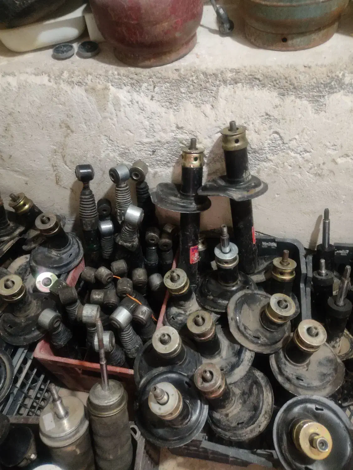 کمک ۴۰۵ و پراید و تیبا|قطعات یدکی و لوازم جانبی|بیرجند, |دیوار