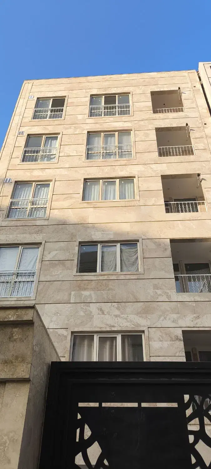 90متری علویه شهید اصغری4 مالک هستم نه بنگاه|فروش آپارتمان|مشهد, امیریه|دیوار