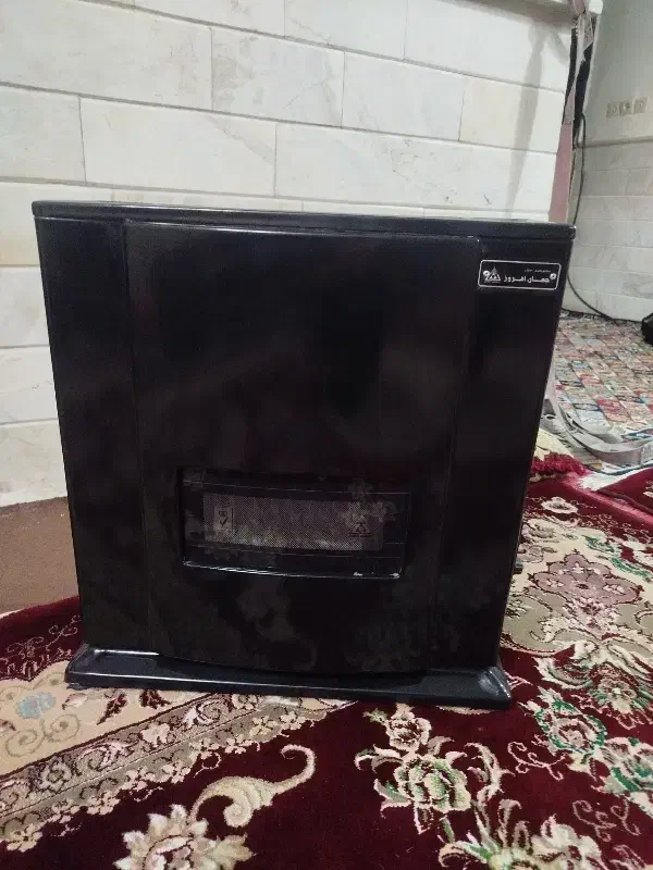 بخاری|بخاری، هیتر، شومینه|قم, نیروگاه|دیوار