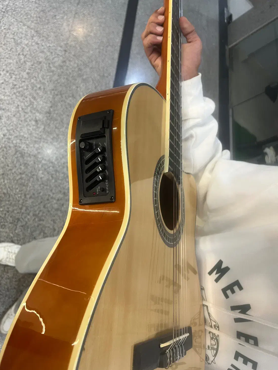 گیتار برندgrape|گیتار، بیس، امپلیفایر|پردیس, فاز ۲|دیوار