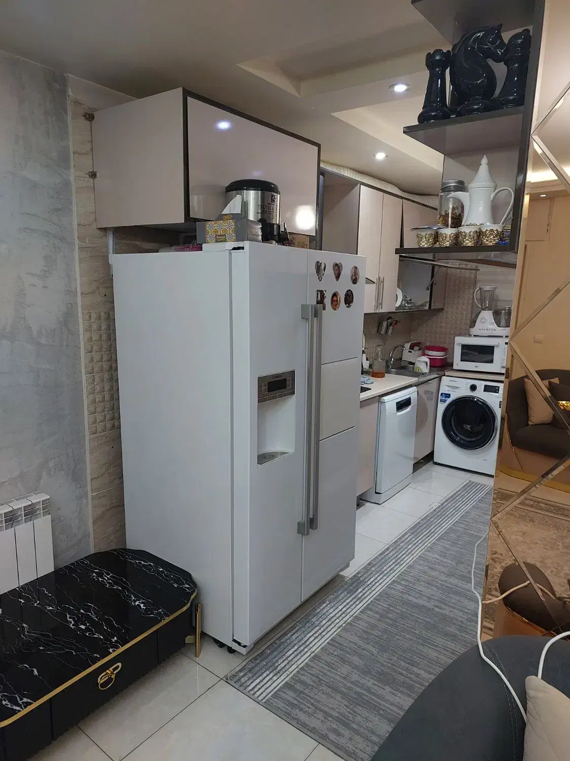 ۵۳ متر یک خواب پاسدار گمنام و آهنگ