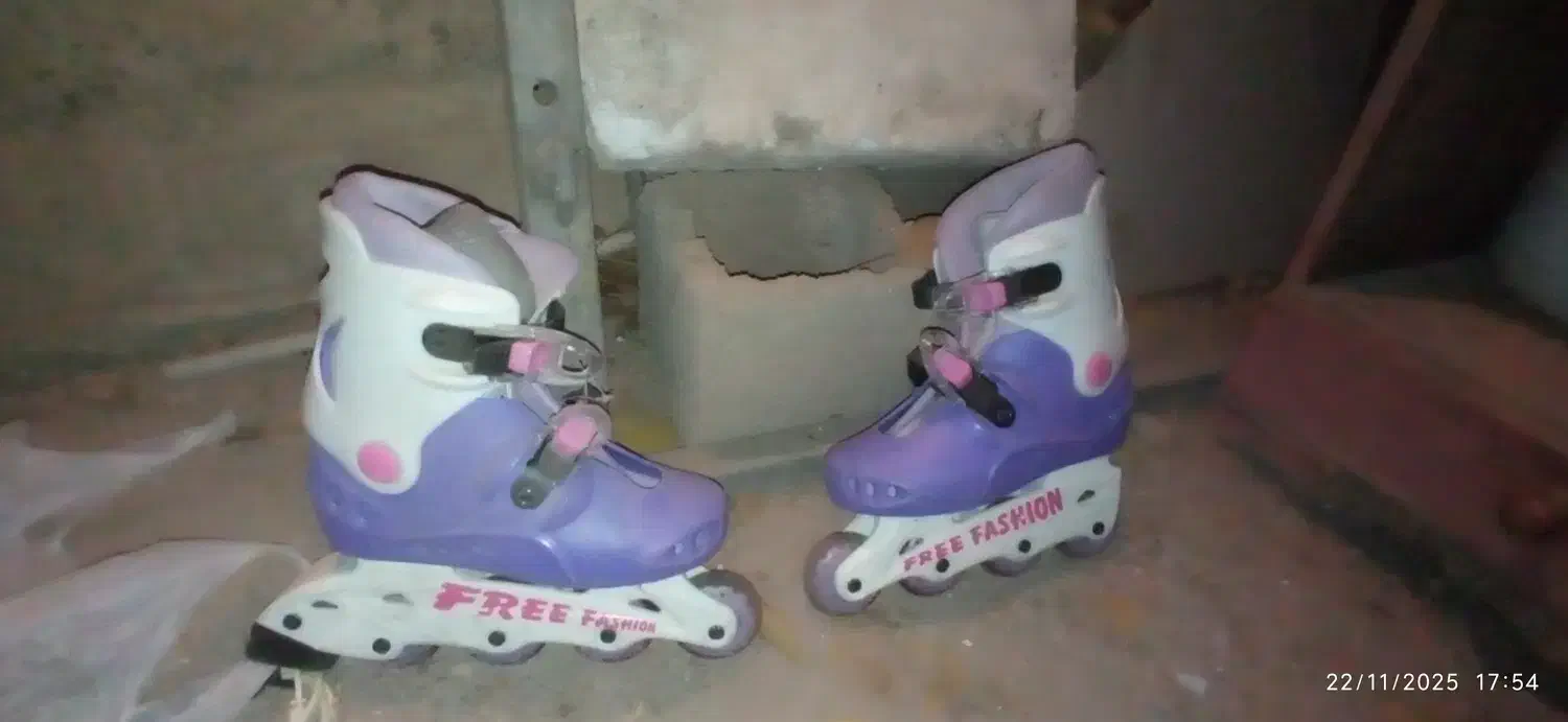 اسکیت دخترانه سایز لارج|دوچرخه، اسکیت، اسکوتر|قزوین, |دیوار