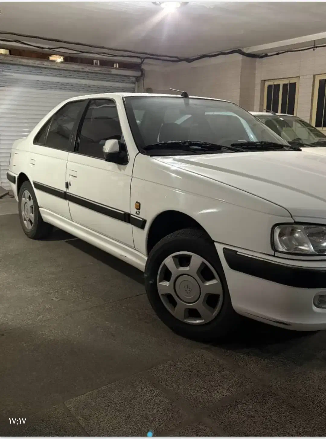 فروشی|خودرو سواری و وانت|باقرشهر, |دیوار