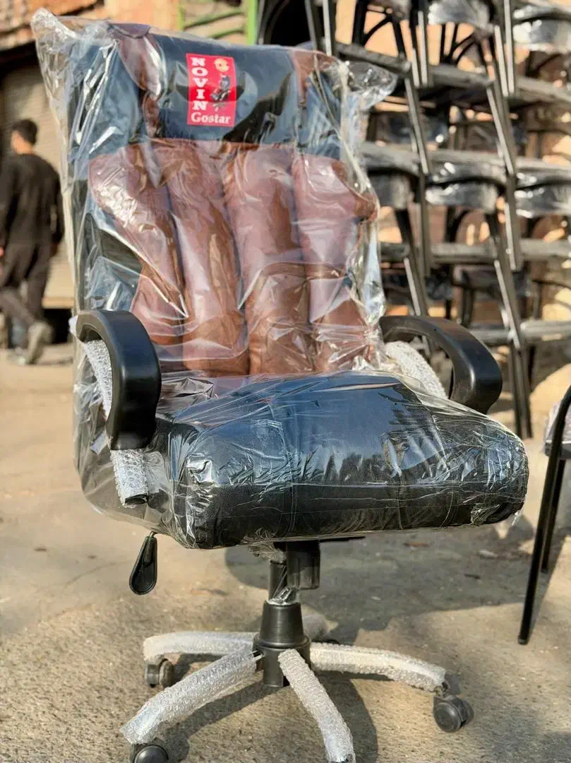 تجهیزات اداری صندلی و میز|مبلمان اداری|تهران, شهرک شریفی|دیوار