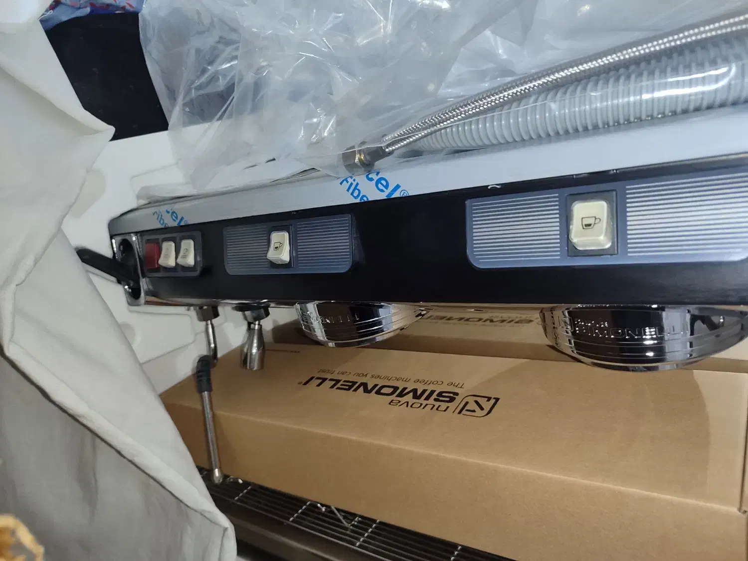 اپیا لایف نیمه اتومات|کافی‌شاپ و رستوران|دهق, |دیوار