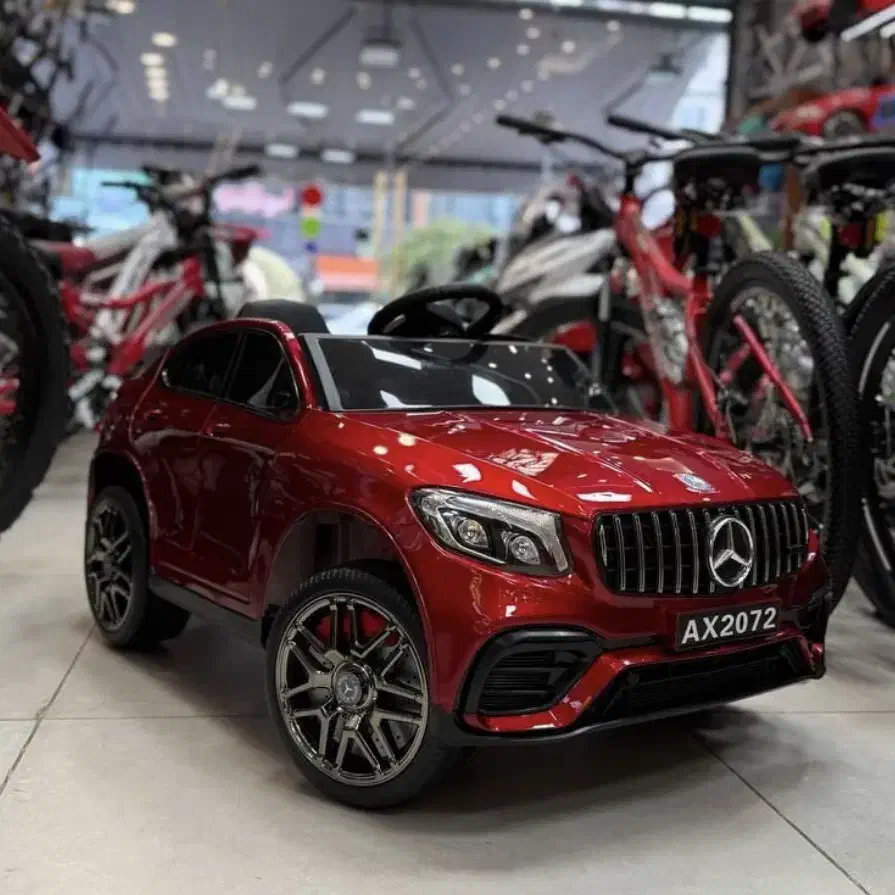 موتور ماشین شارژی XMAX    « فروشگاه خانه دوچرخه »|اسباببازی|رفسنجان, |دیوار