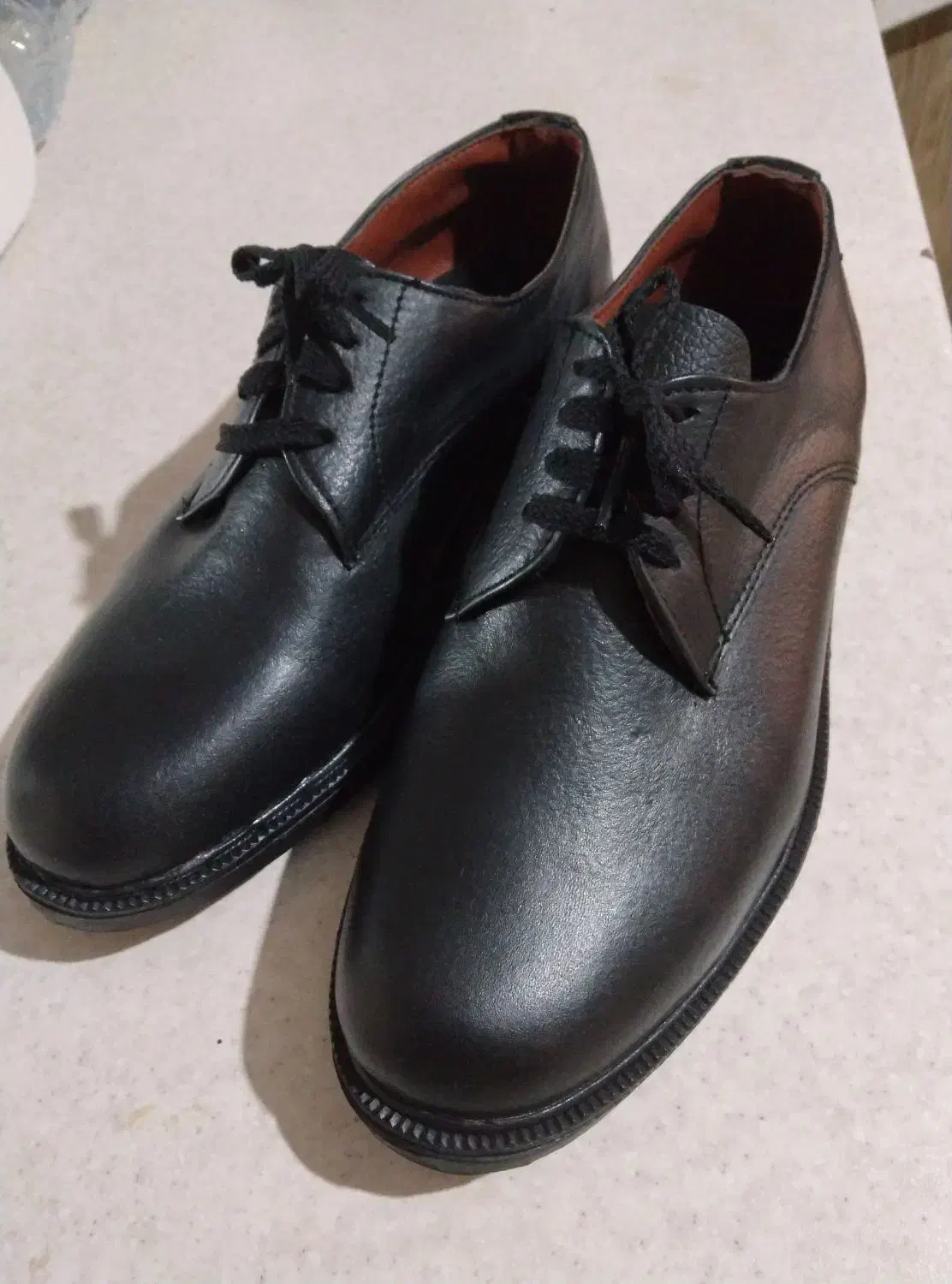 کفش تمام چرمی|کیف، کفش، کمربند|محمدشهر, همایون ویلا|دیوار