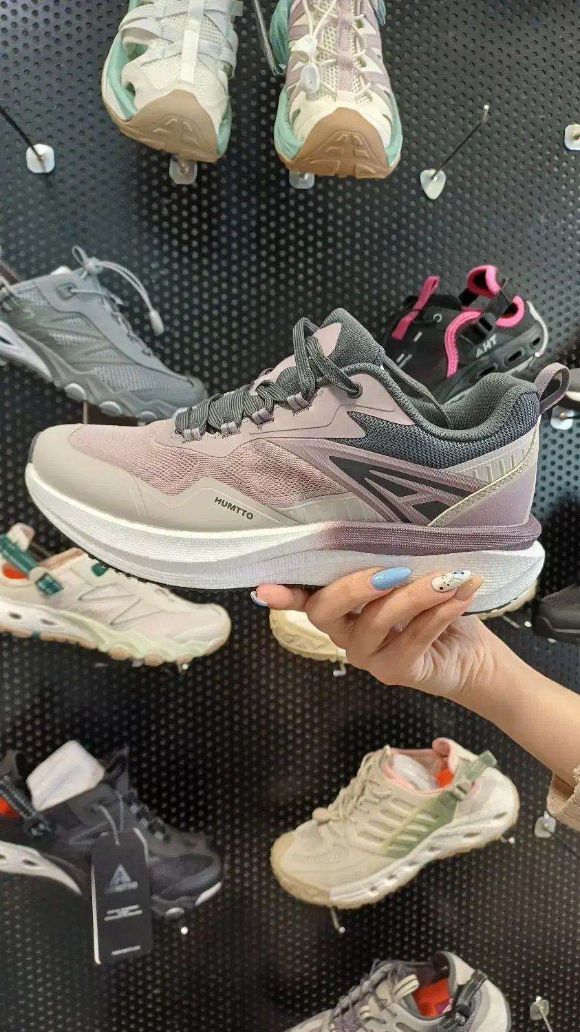 خرید انواع کتونی های هامتو اورجینال + اقساط|کوهنوردی و کمپینگ|قزوین, |دیوار